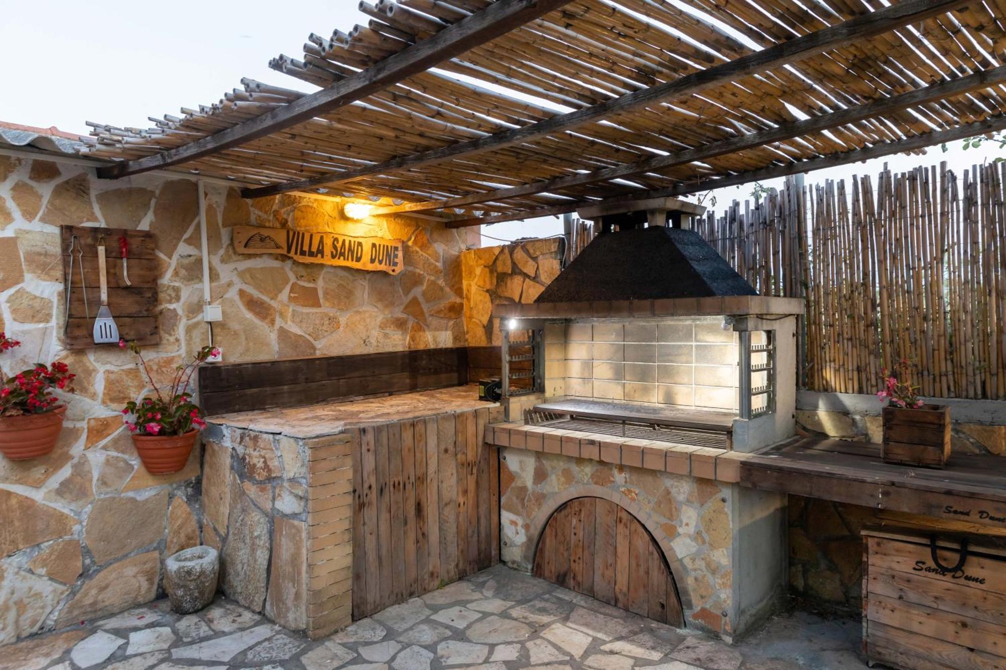 Villa Sand Dune Agios Georgios  Exteriör bild