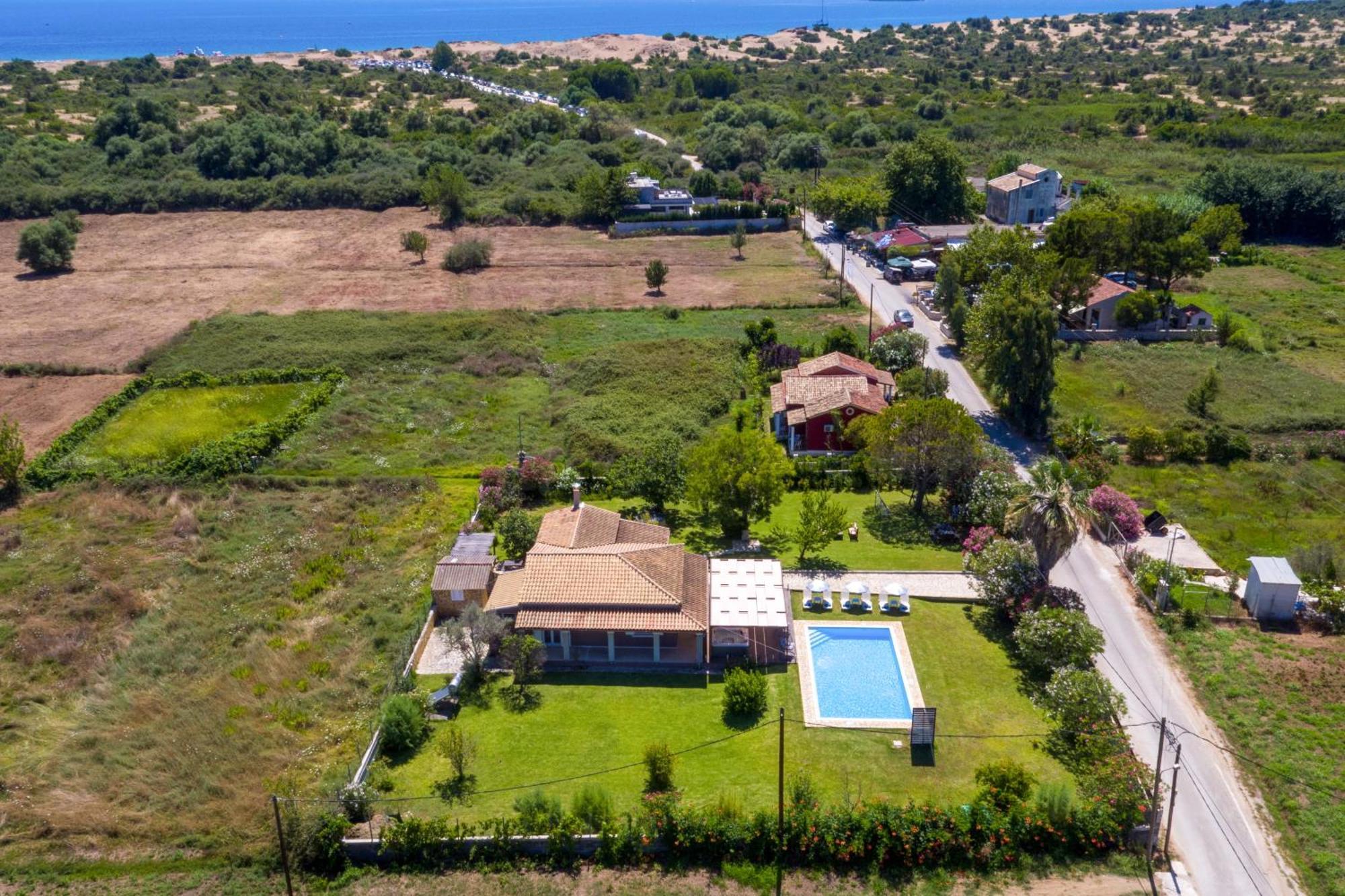 Villa Sand Dune Agios Georgios  Exteriör bild